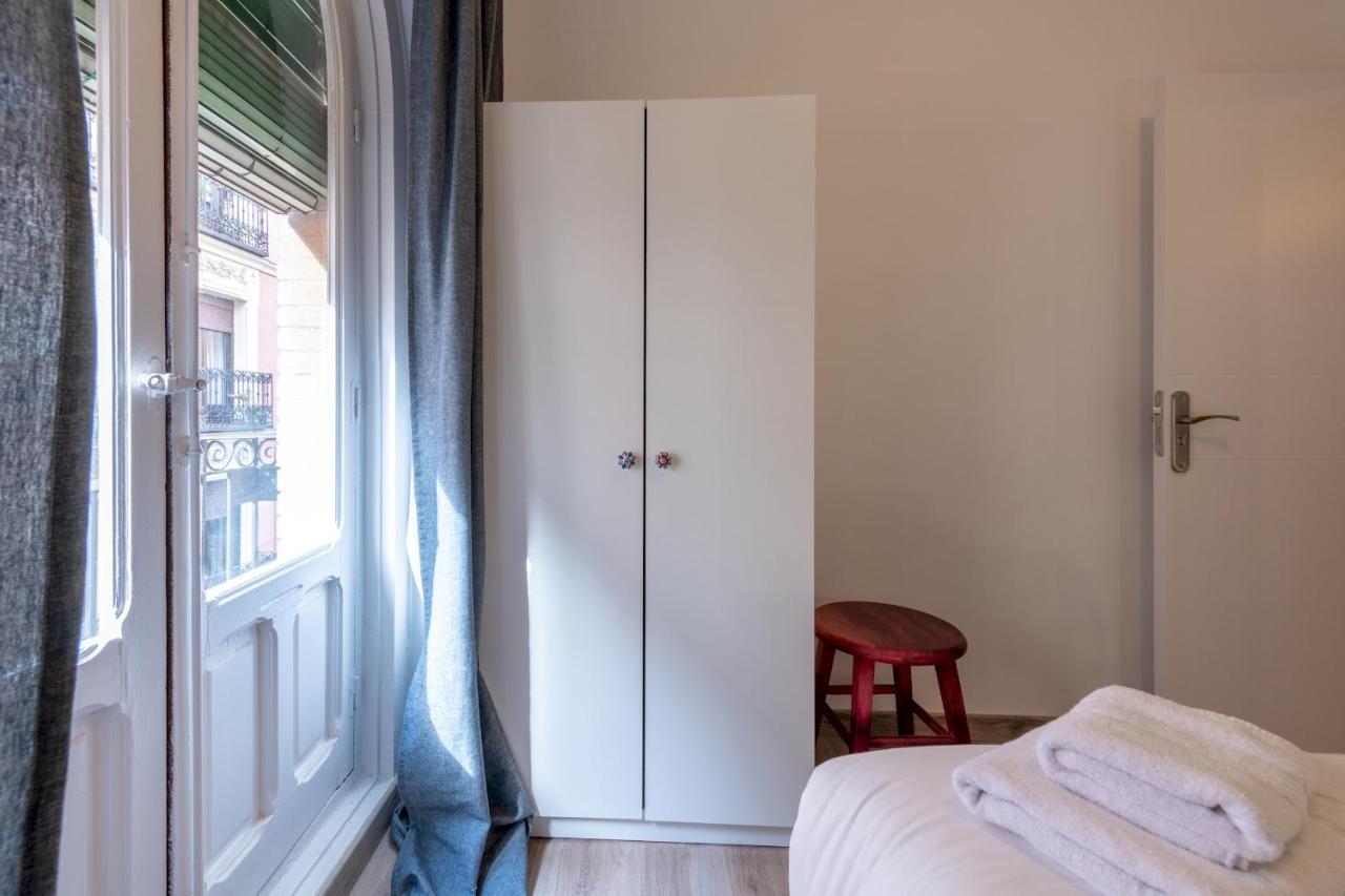 3 Bedrooms 1 Bathroom Furnished - Lavapies- Mintystay Madrid Exterior foto